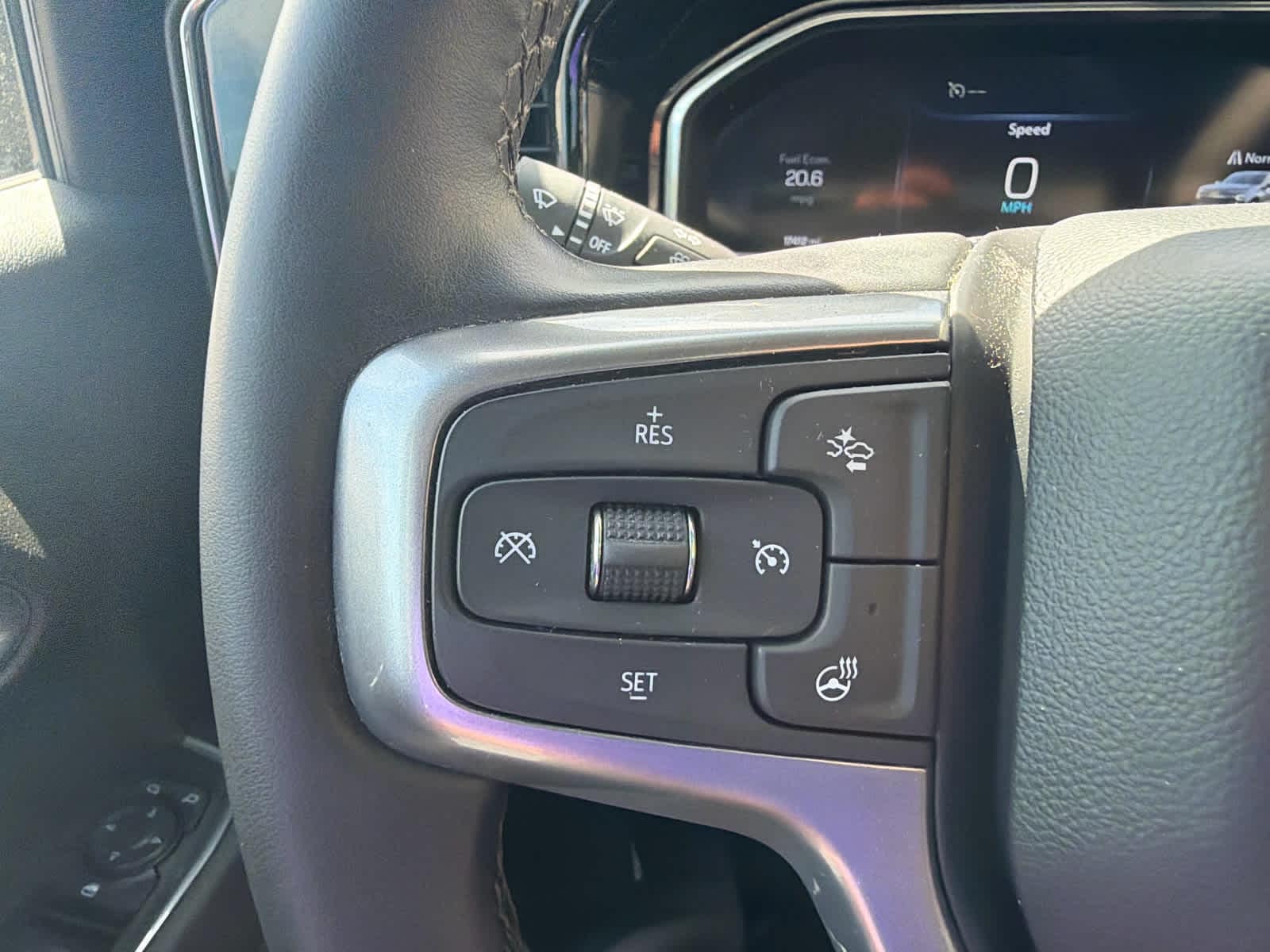 2024 Chevrolet Silverado 1500 LT - Photo 23