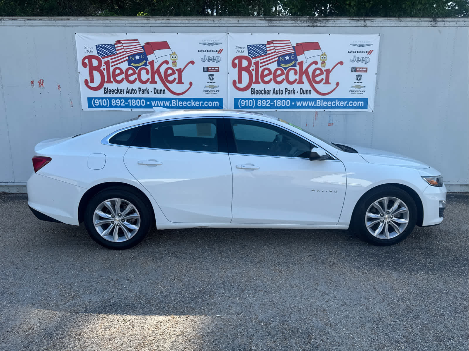 Used 2024 Chevrolet Malibu 1LT with VIN 1G1ZD5ST3RF185891 for sale in Dunn, NC
