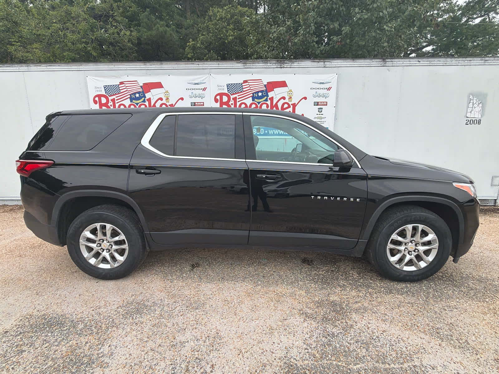 Used 2020 Chevrolet Traverse 1FL with VIN 1GNERLKW7LJ152782 for sale in Dunn, NC