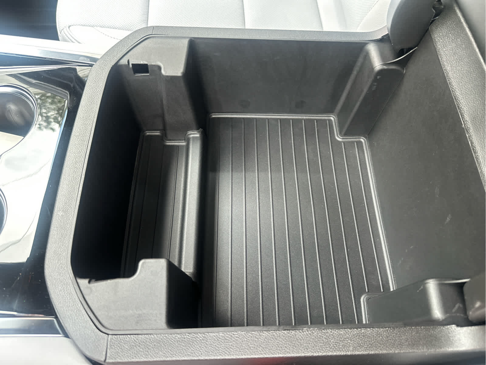 2025 Chevrolet Suburban Premier - Photo 41