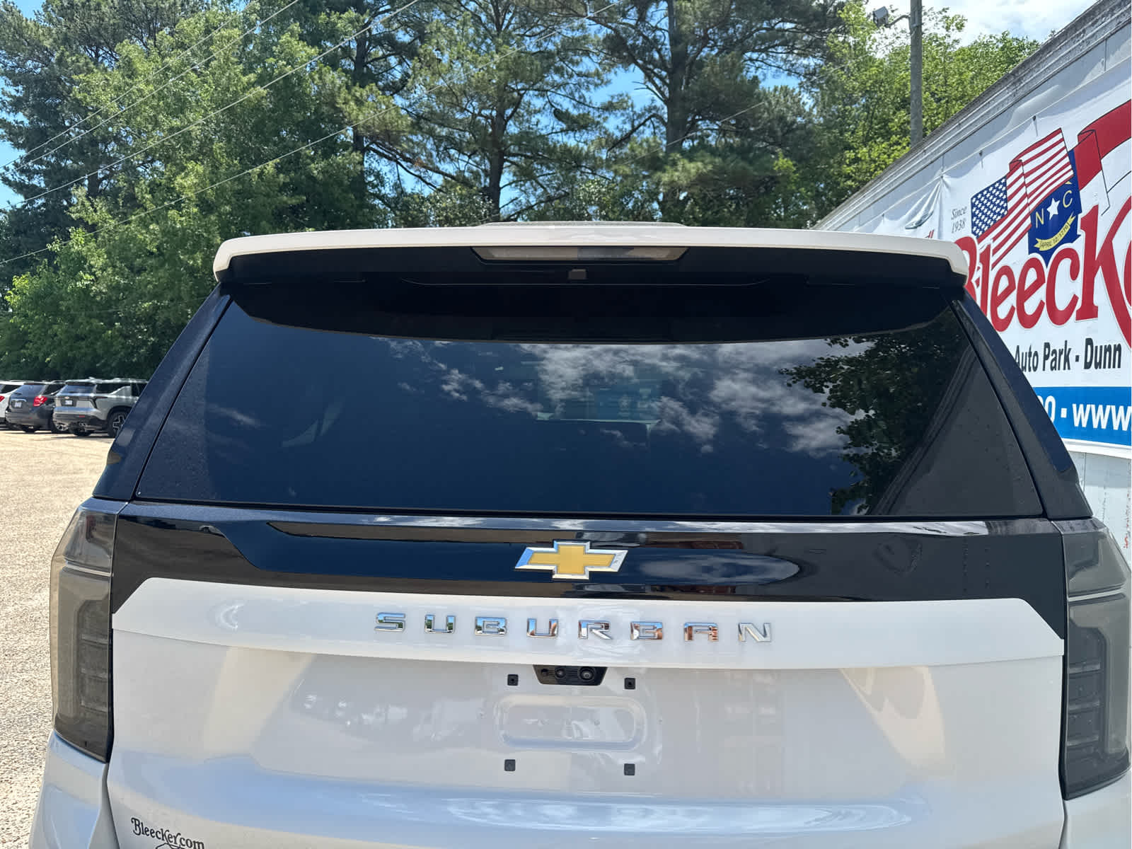 2025 Chevrolet Suburban Premier - Photo 21