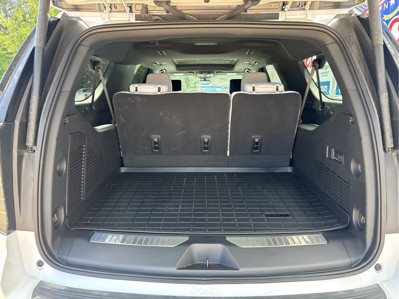 2025 Chevrolet Suburban Premier - Photo 40