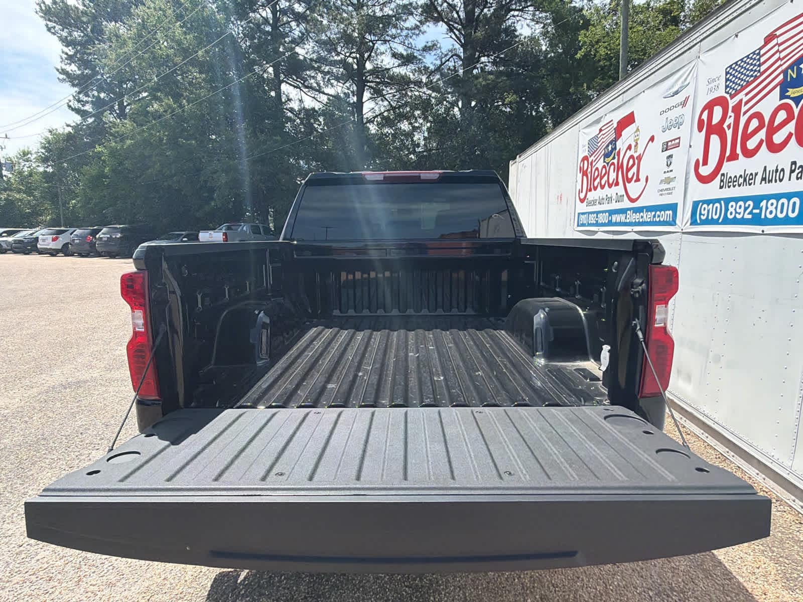 2024 Chevrolet Silverado 1500 LT - Photo 16