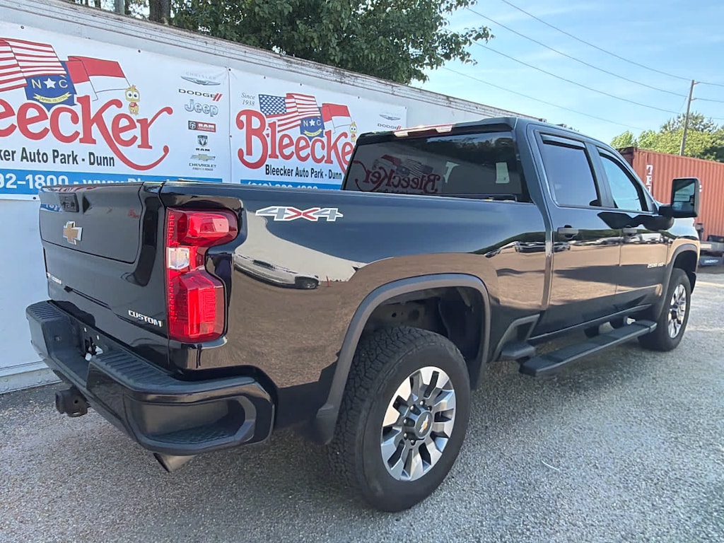 Used 2022 Chevrolet Silverado 2500 HD Custom Truck