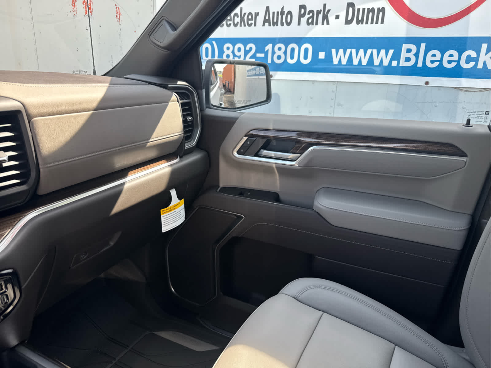 2025 Chevrolet Silverado 1500 LT - Photo 29