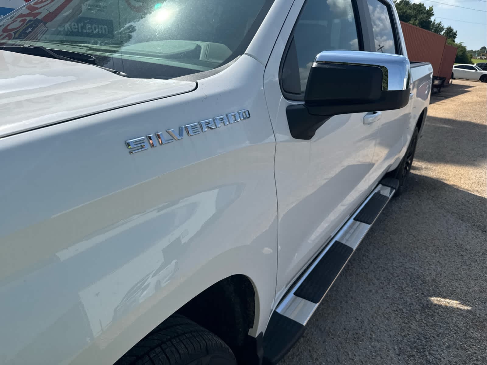 2025 Chevrolet Silverado 1500 LT - Photo 13