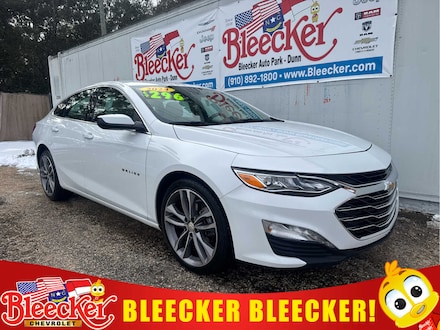 2024 Chevrolet Malibu 2LT Car