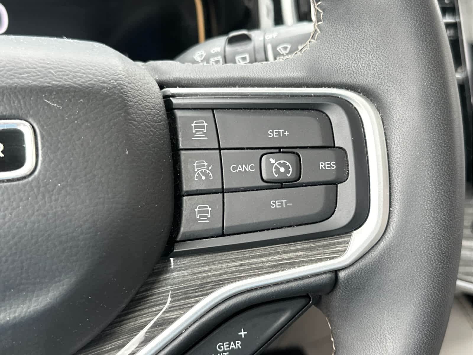 2022 Jeep Wagoneer Series III - Photo 29