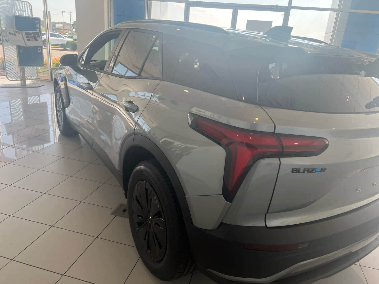 2025 Chevrolet Blazer EV LT - Photo 8