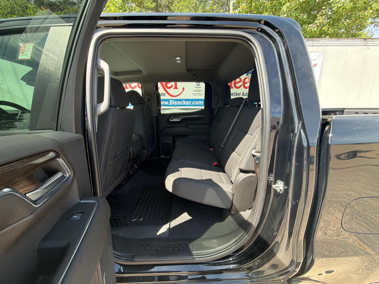 2024 Chevrolet Silverado 1500 LT - Photo 34