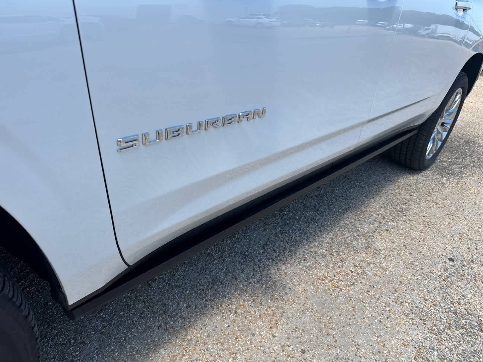 2025 Chevrolet Suburban Premier - Photo 13