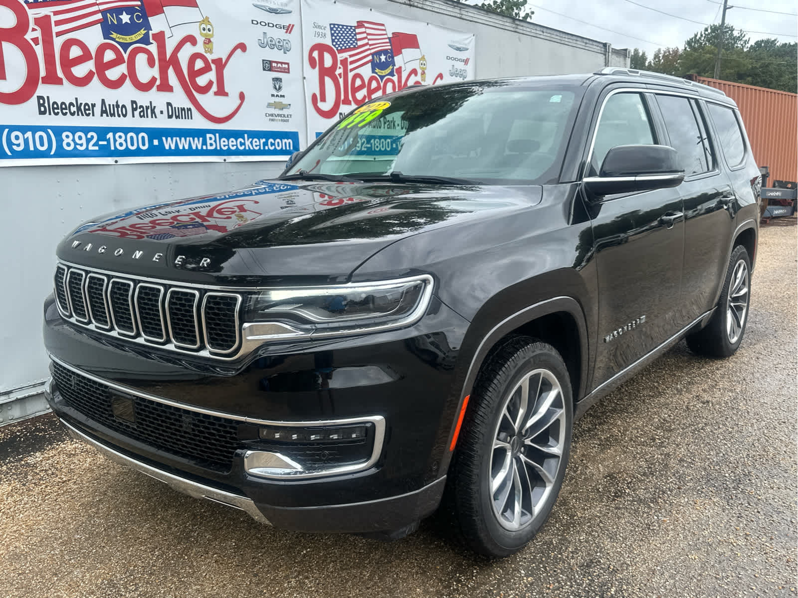 2022 Jeep Wagoneer Series III - Photo 6