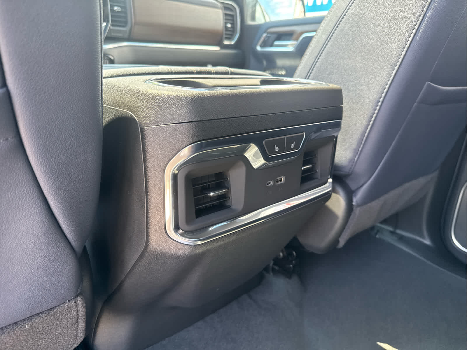 2026 Chevrolet Silverado 1500 High Country - Photo 42