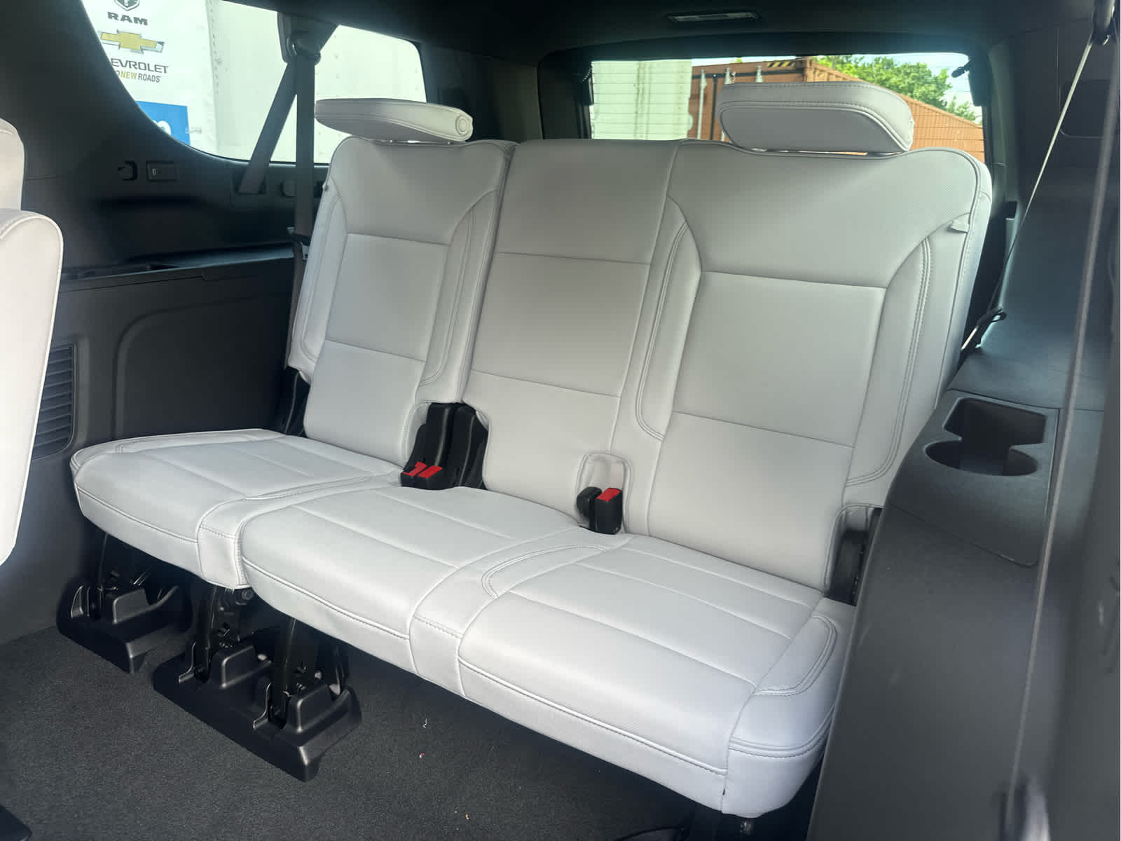 2025 Chevrolet Suburban Premier - Photo 52