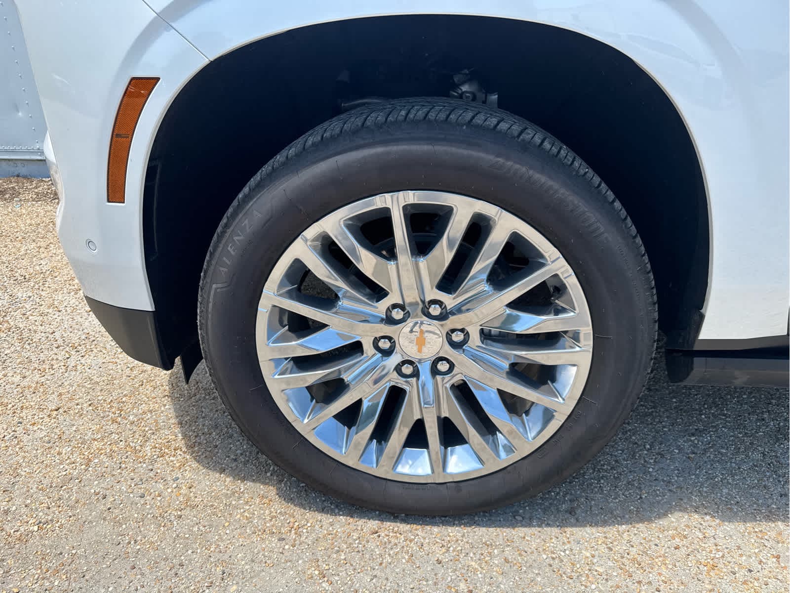 2025 Chevrolet Suburban Premier - Photo 11