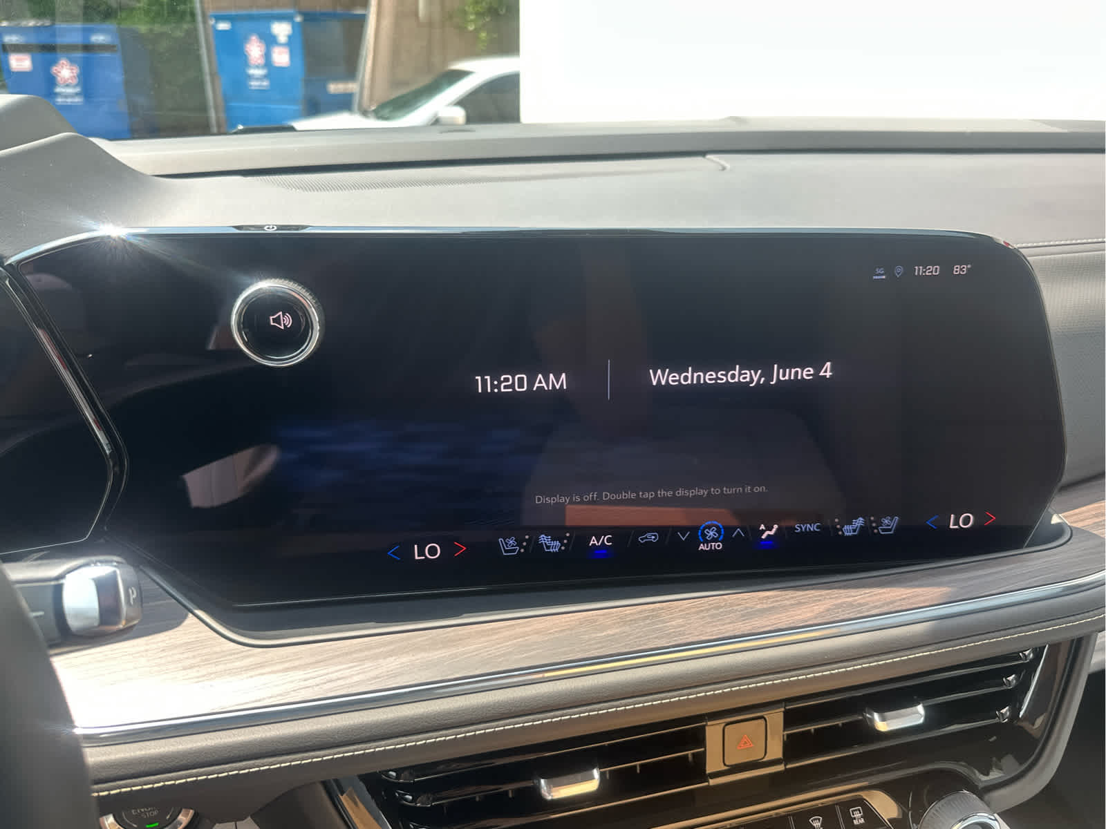 2025 Chevrolet Suburban Premier - Photo 34