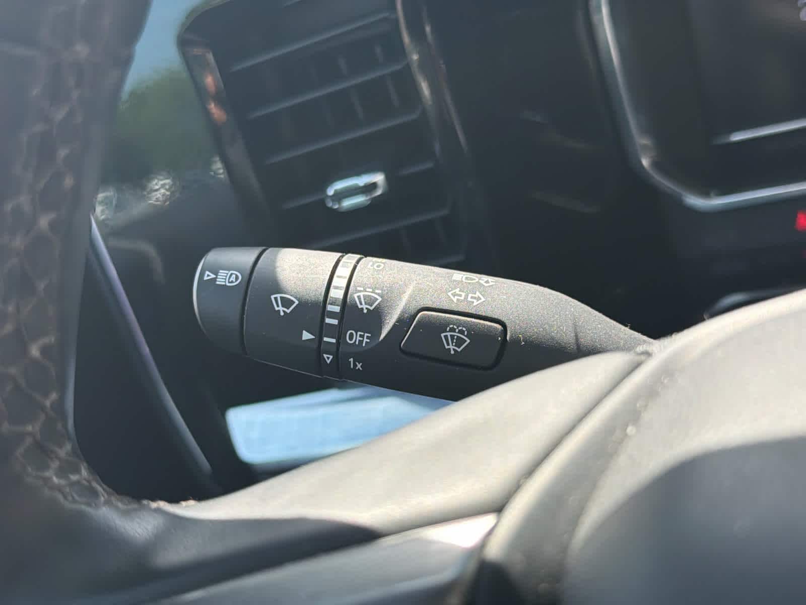 2024 Chevrolet Silverado 1500 LT - Photo 25