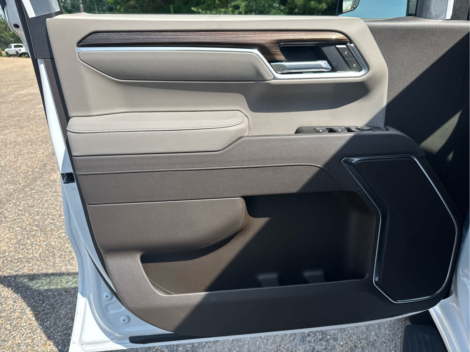 2025 Chevrolet Silverado 1500 LT - Photo 21