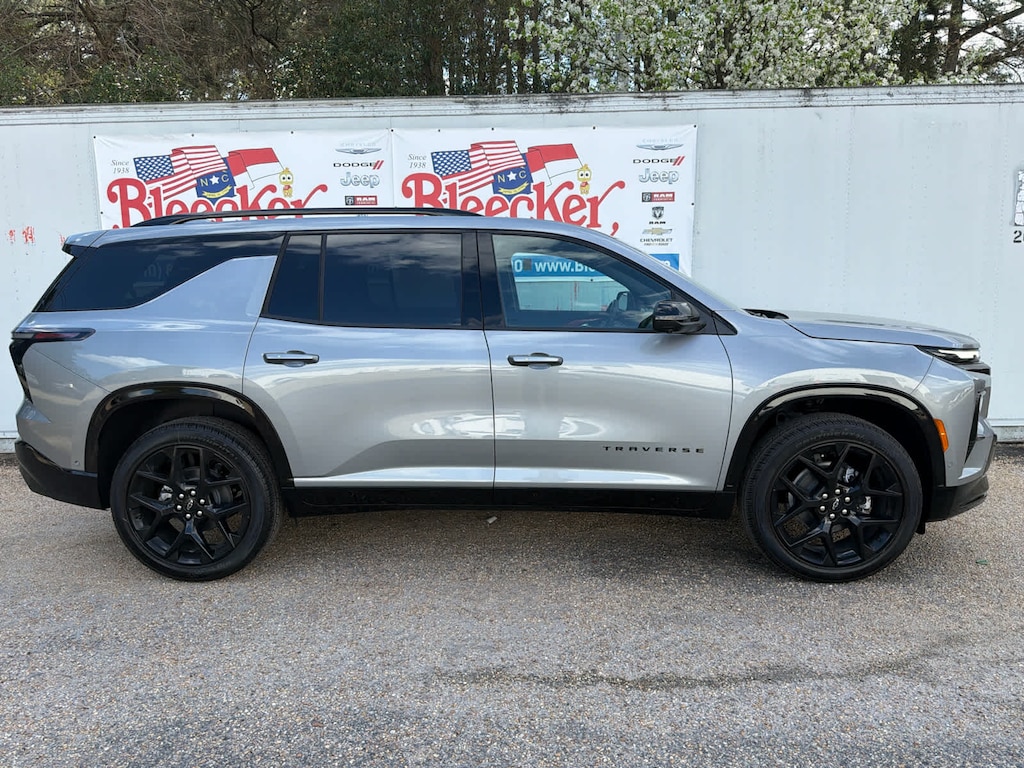 New 2026 Chevrolet Traverse RS SUV