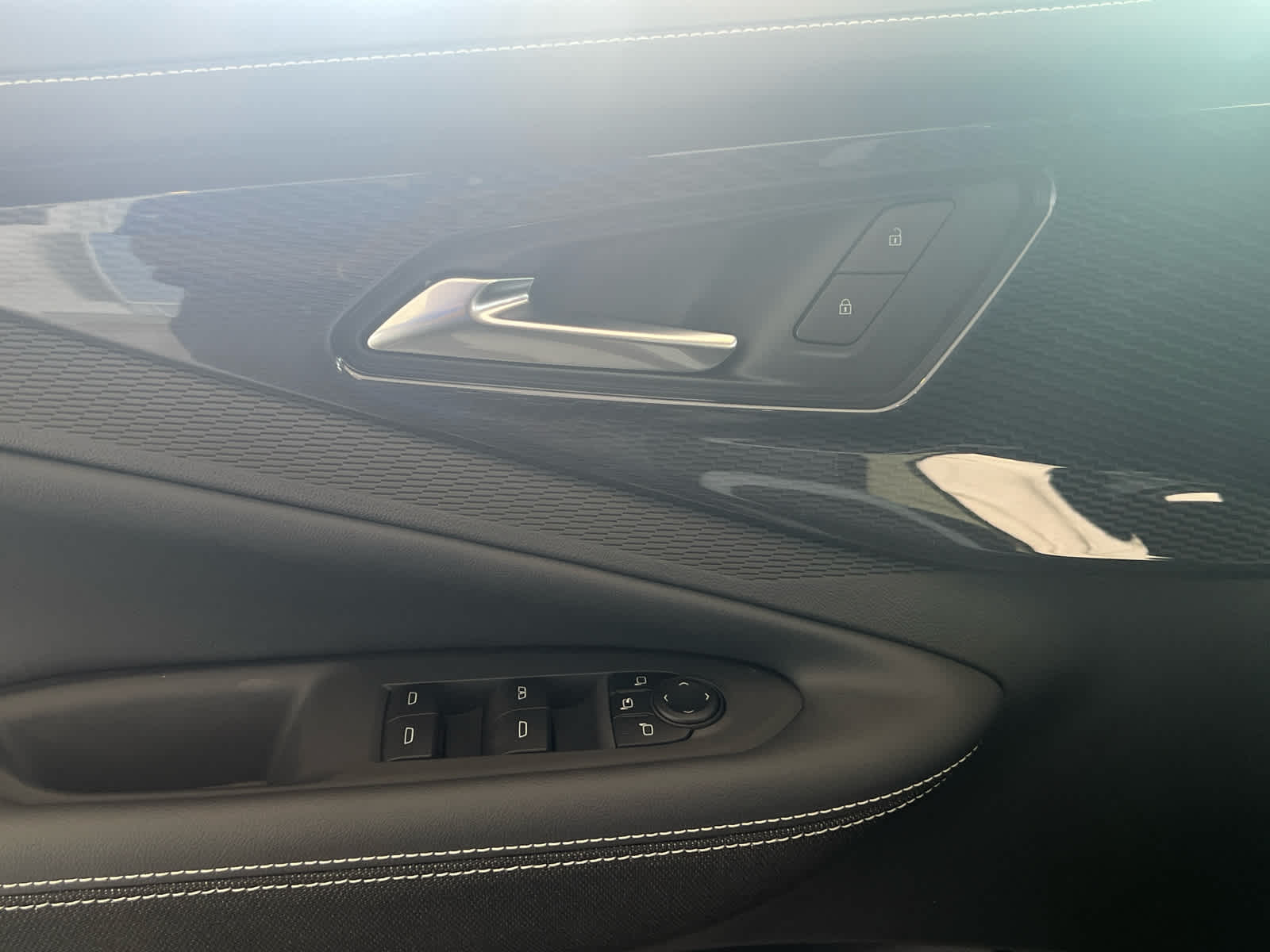 2025 Chevrolet Blazer EV LT - Photo 21