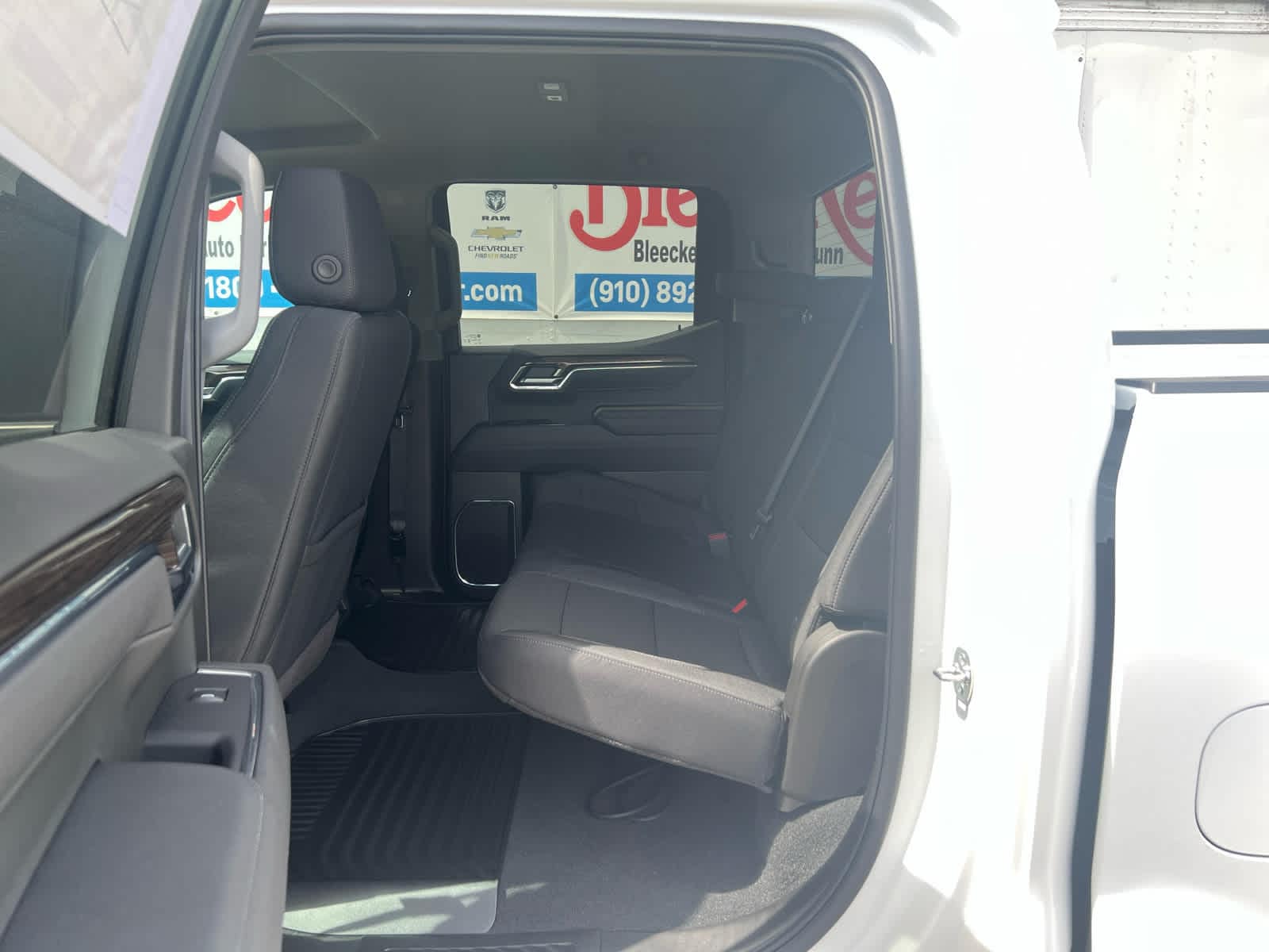 2025 Chevrolet Silverado 1500 RST - Photo 34