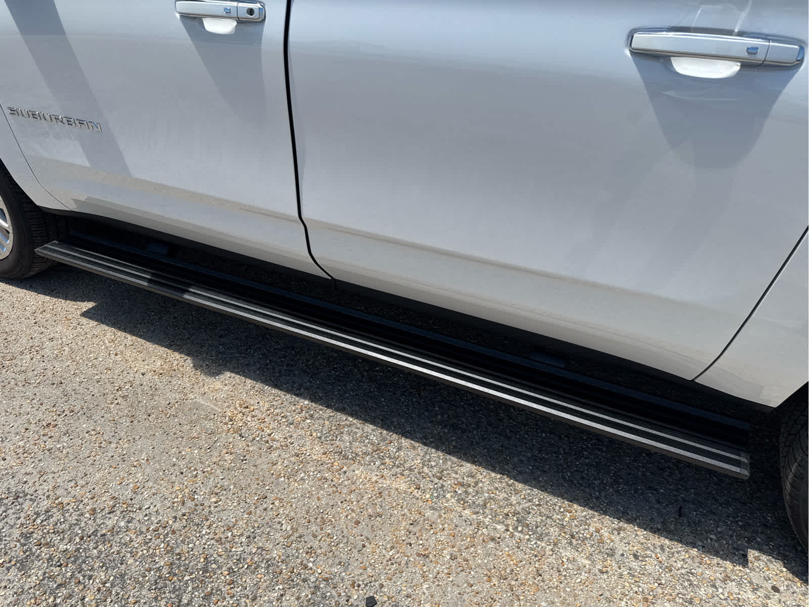 2025 Chevrolet Suburban Premier - Photo 16