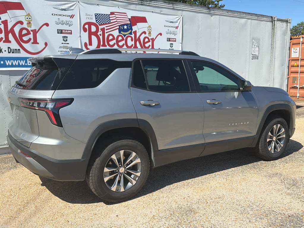 Used 2025 Chevrolet Equinox FWD LT SUV
