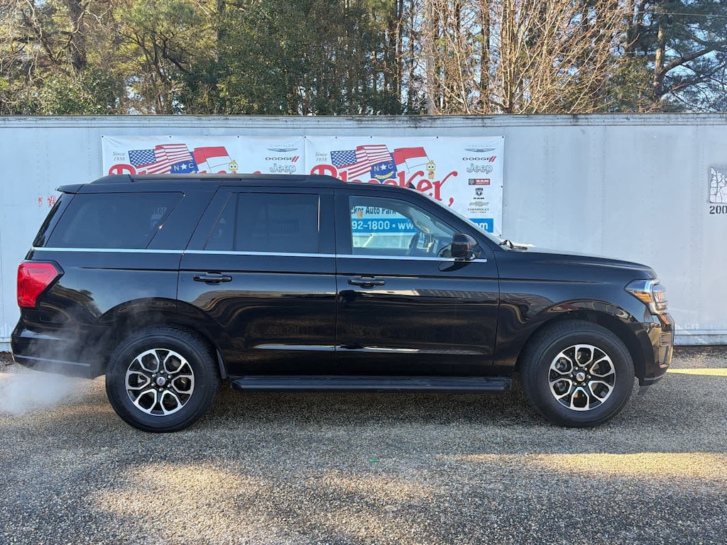 Used 2023 Ford Expedition XLT SUV