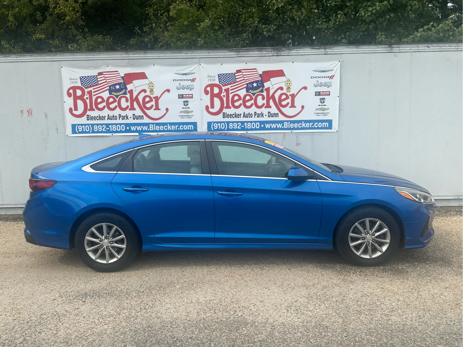 2018 Hyundai Sonata SE photo 2