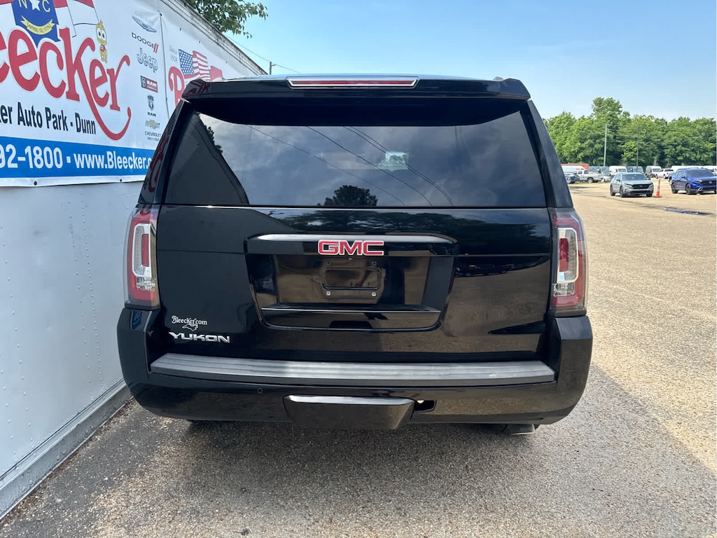 Used 2017 GMC Yukon SLT SUV