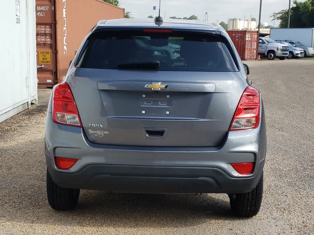 2020 Chevrolet Trax LS photo 4