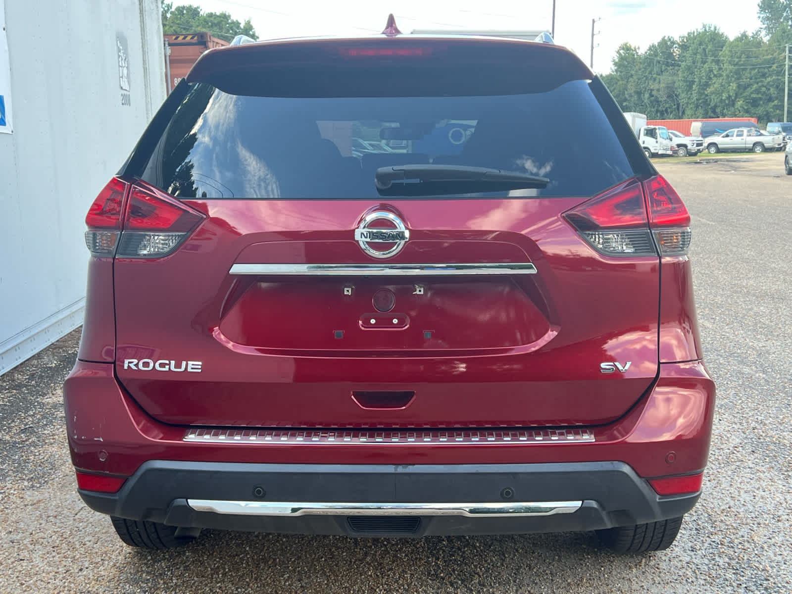 2019 Nissan Rogue SV photo 4