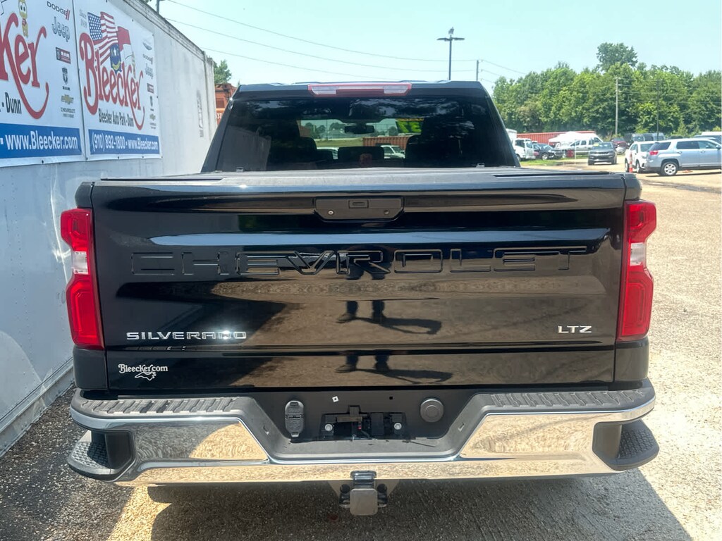 Used 2020 Chevrolet Silverado 1500 LTZ 4WD Crew Cab 147 Truck Crew Cab