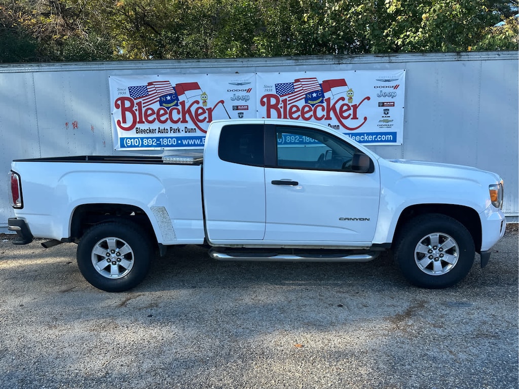 Used 2016 GMC Canyon 2WD Ext Cab 128.3 Truck Extended Cab