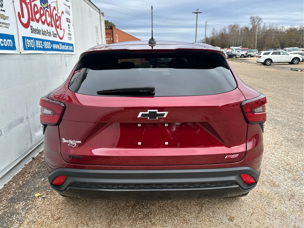 Used 2025 Chevrolet Trax 1RS SUV