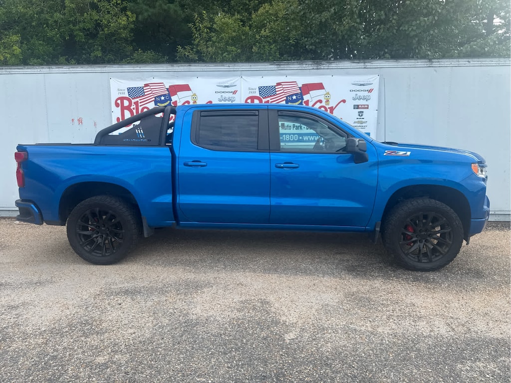 Used 2022 Chevrolet Silverado 1500 RST 4WD Crew Cab 147 Truck Crew Cab