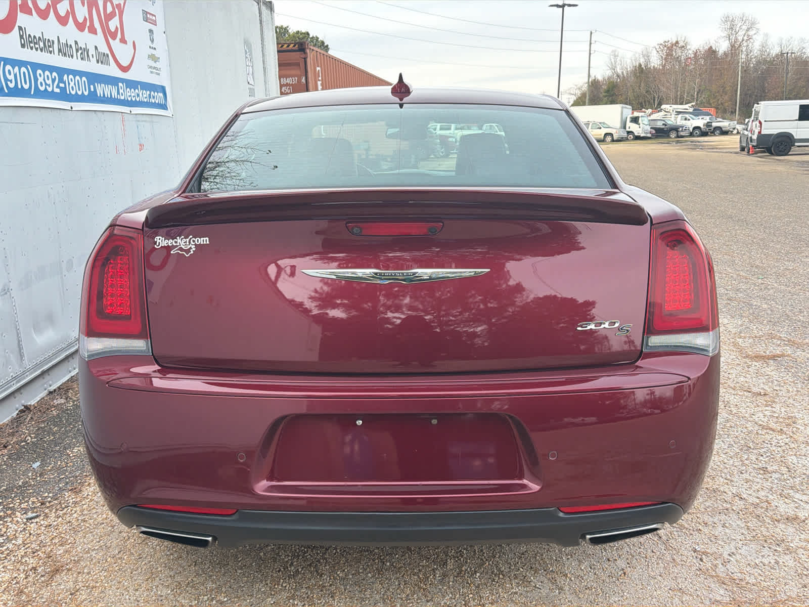 2018 Chrysler 300 photo 4