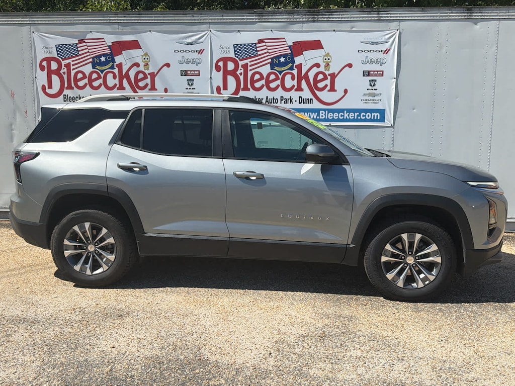 Used 2025 Chevrolet Equinox FWD LT SUV