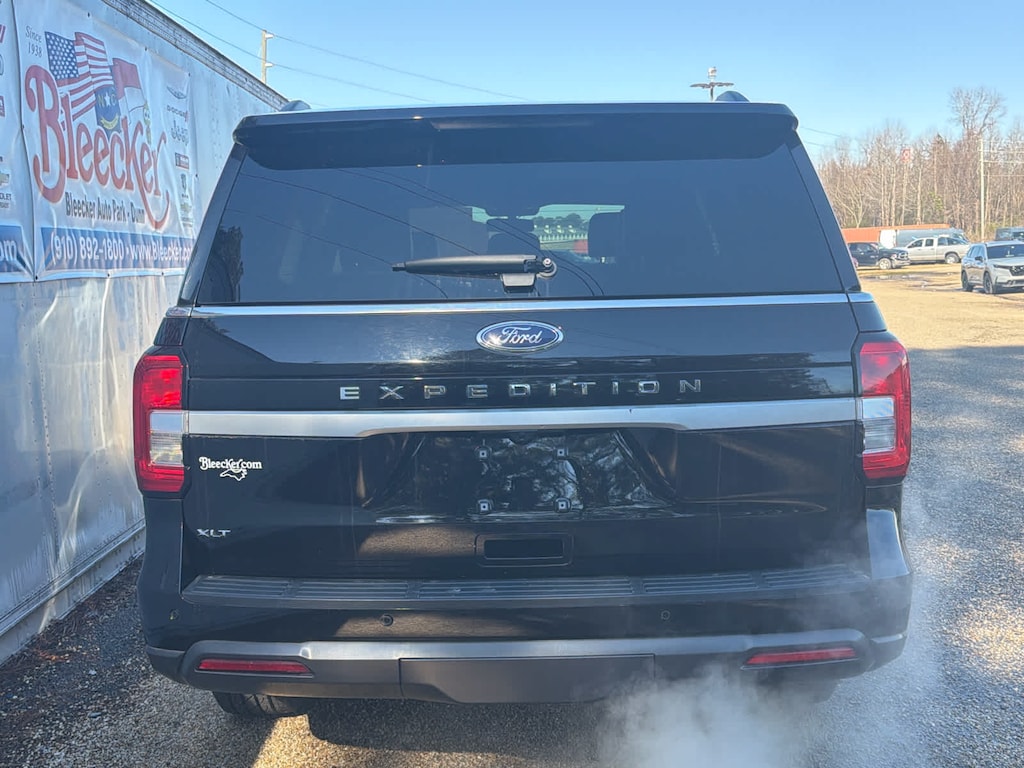 Used 2023 Ford Expedition XLT SUV