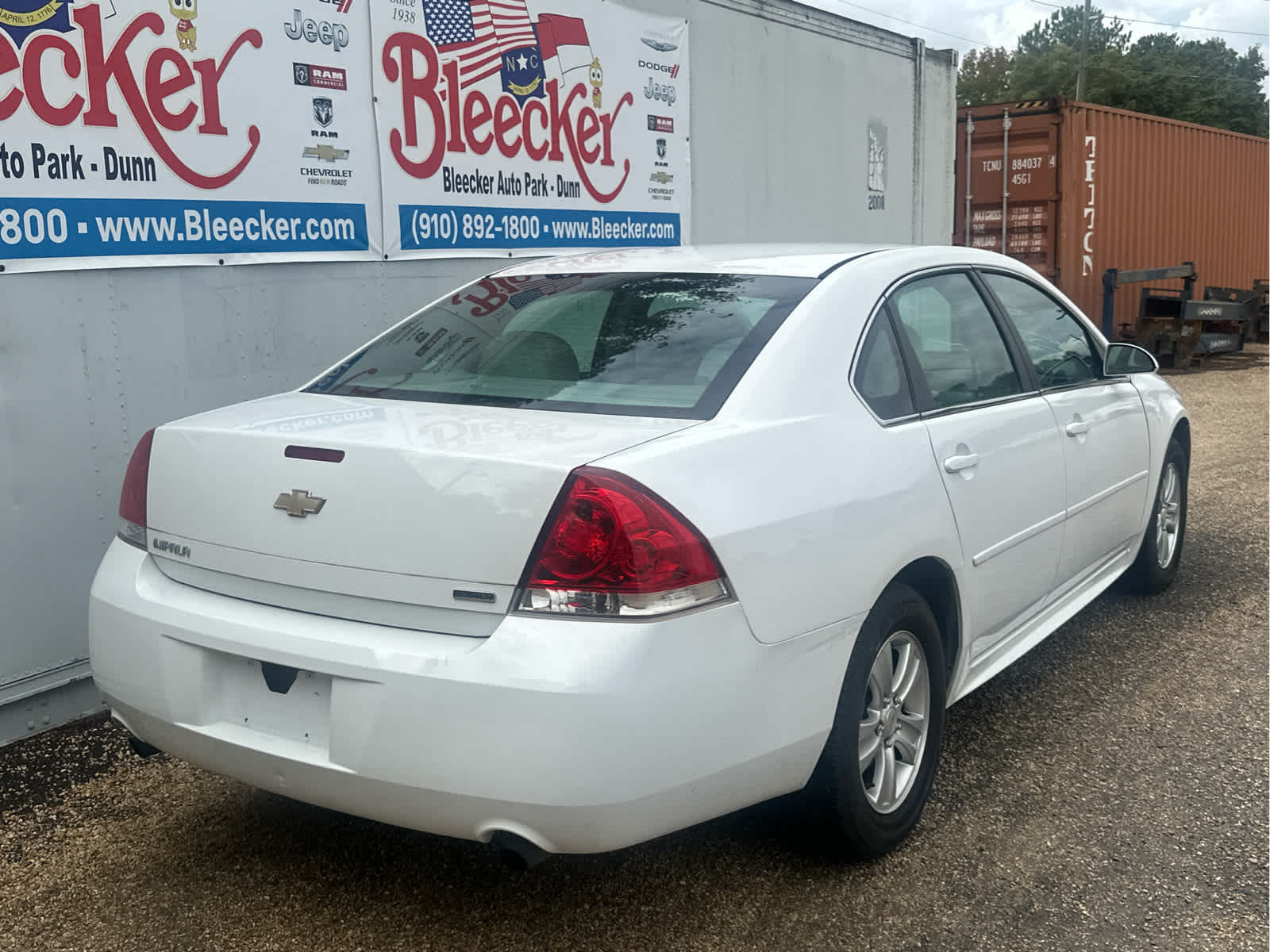 2016 Chevrolet Impala Limited LS Fleet photo 3