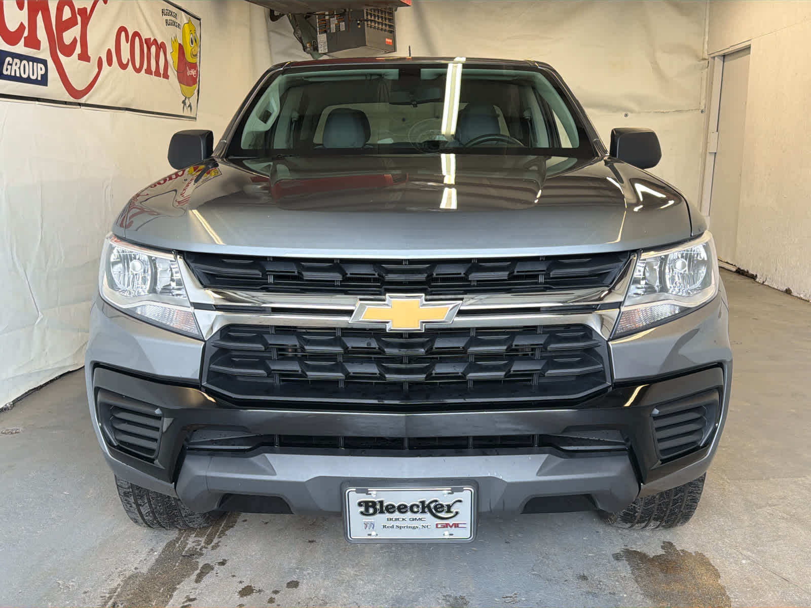 2022 Chevrolet Colorado Work Truck photo 2
