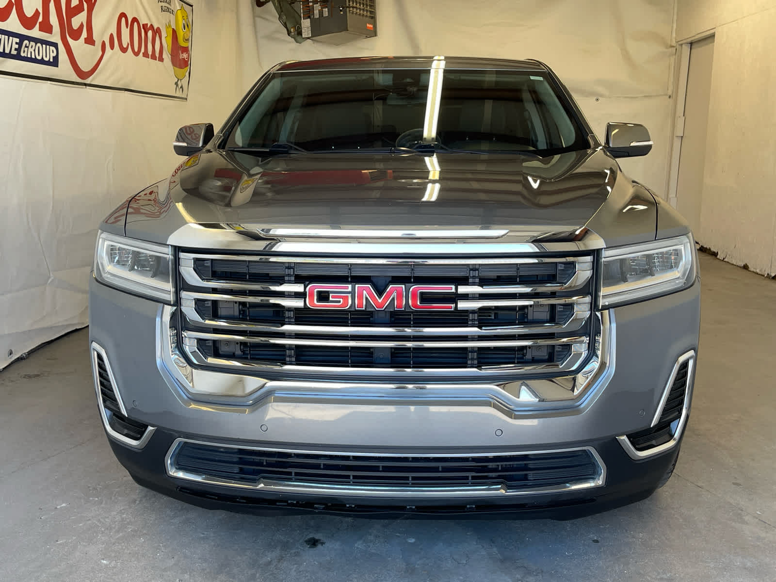 2021 Gmc Acadia SLE photo 2