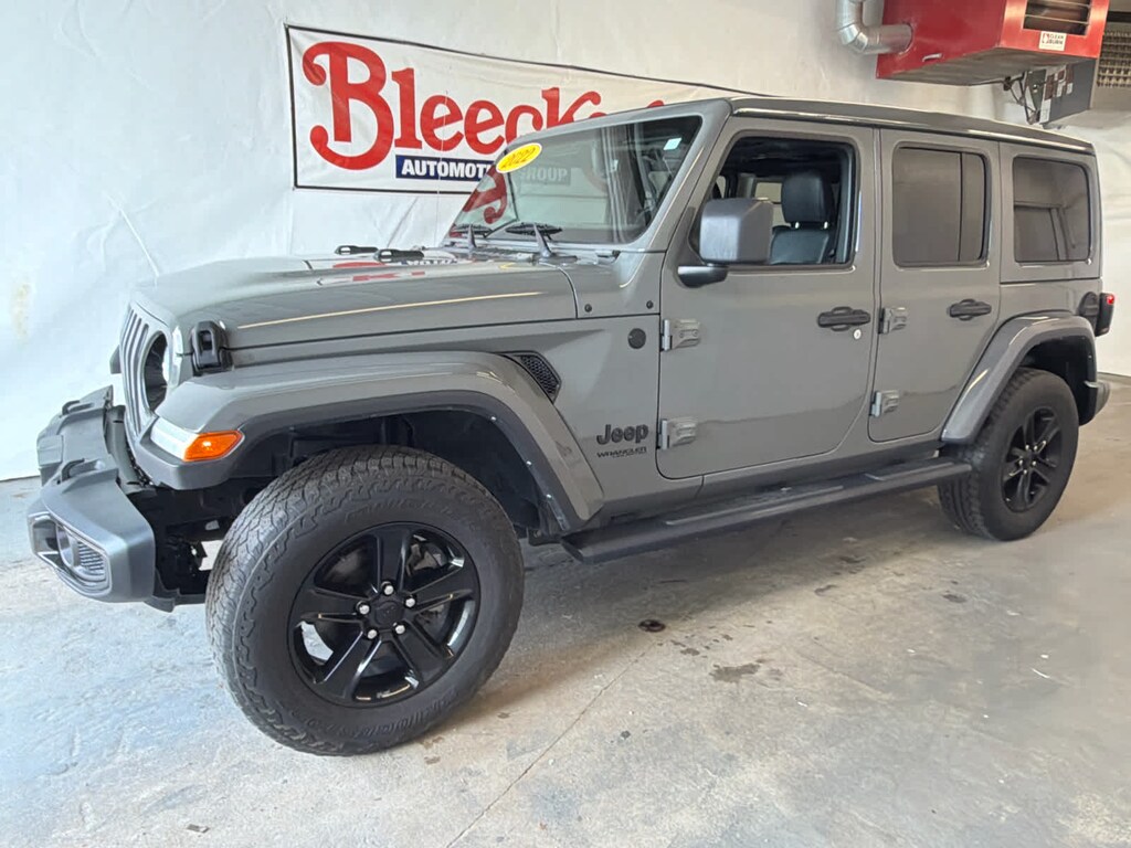 Used 2022 Jeep Wrangler Unlimited Sahara SUV