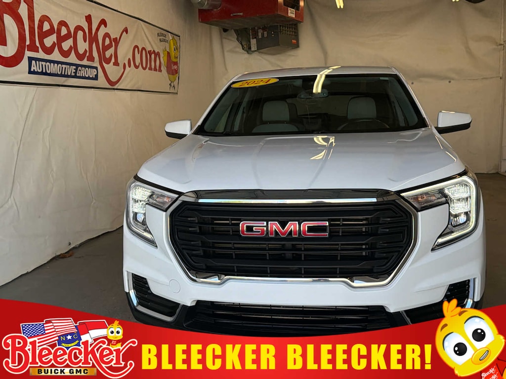 Used 2024 GMC Terrain SLE SUV