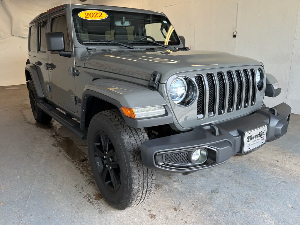 Used 2022 Jeep Wrangler Unlimited Sahara SUV