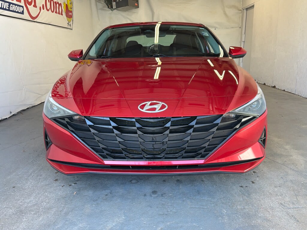 Used 2022 Hyundai Elantra SEL Sedan