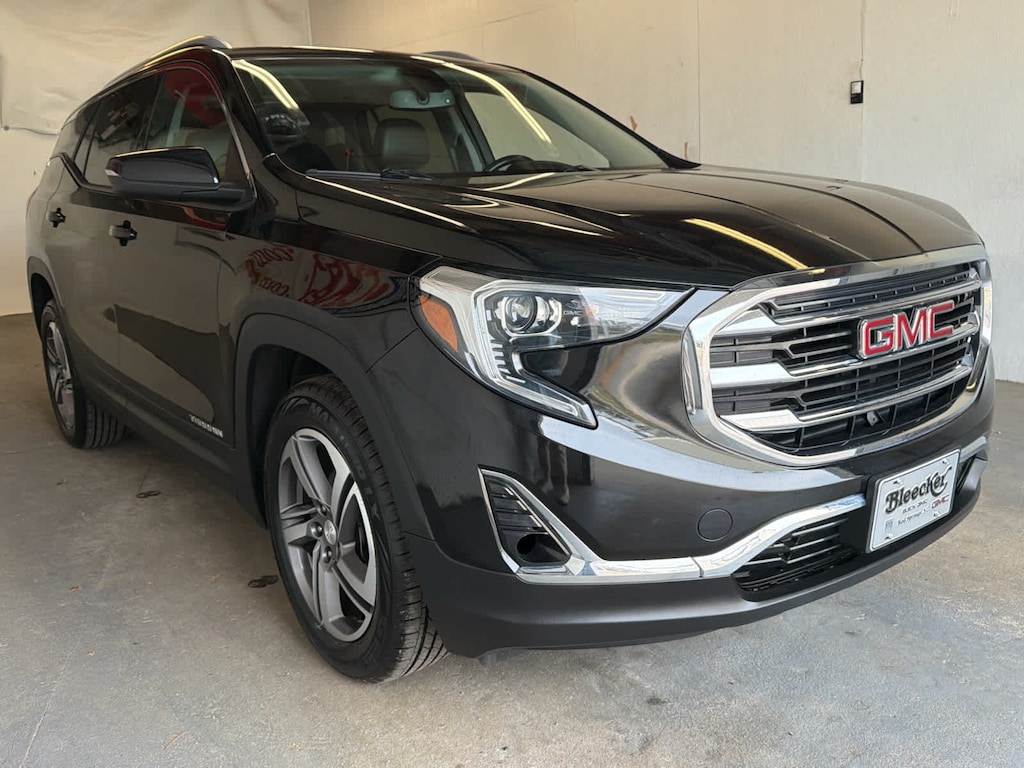 Used 2018 GMC Terrain SLT SUV