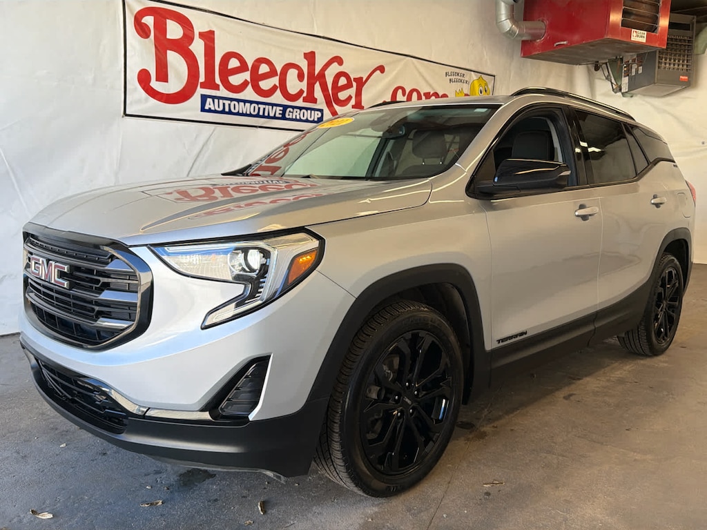 Used 2021 GMC Terrain SLE SUV