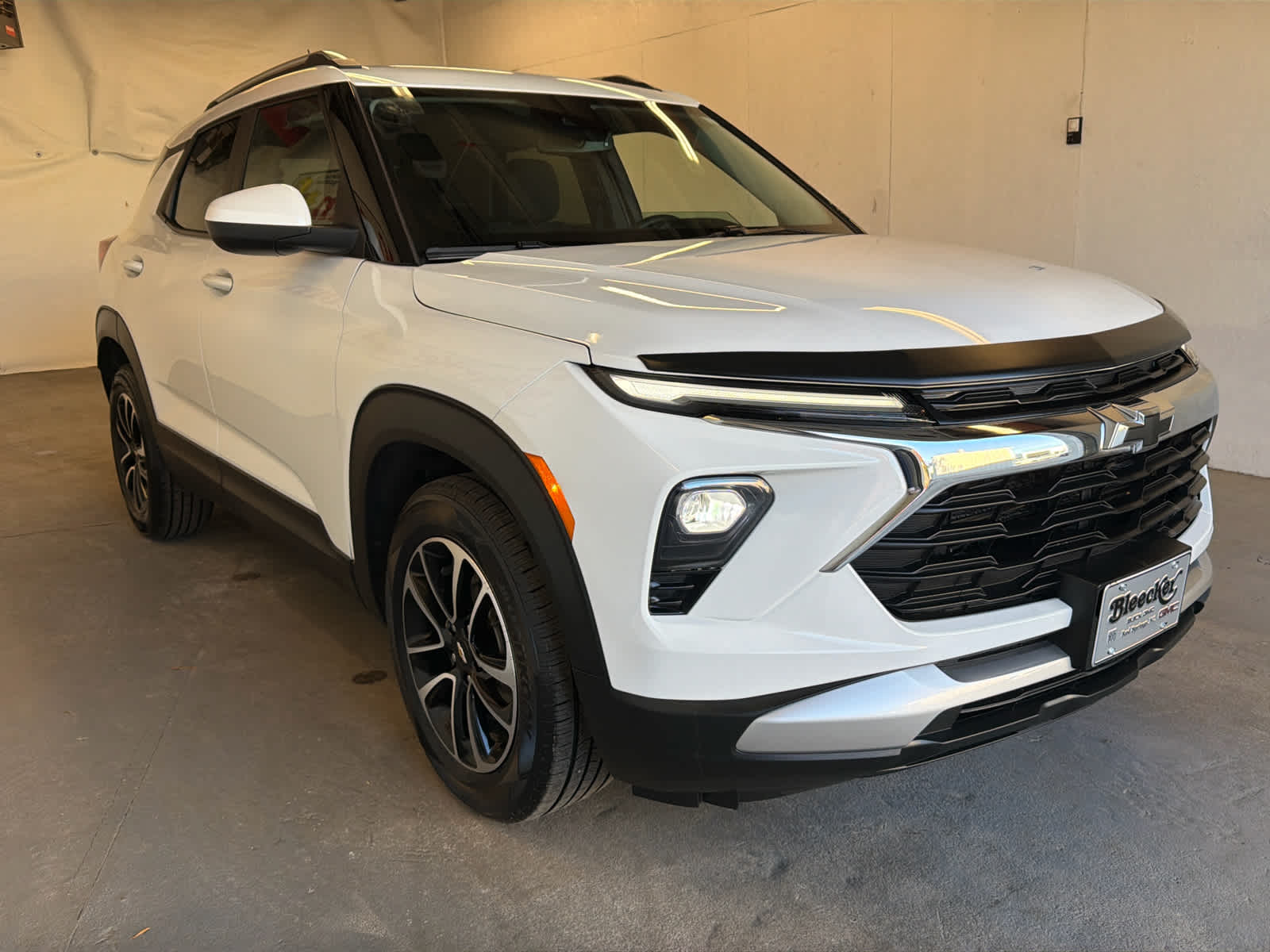 2024 Chevrolet Trailblazer LT photo 3