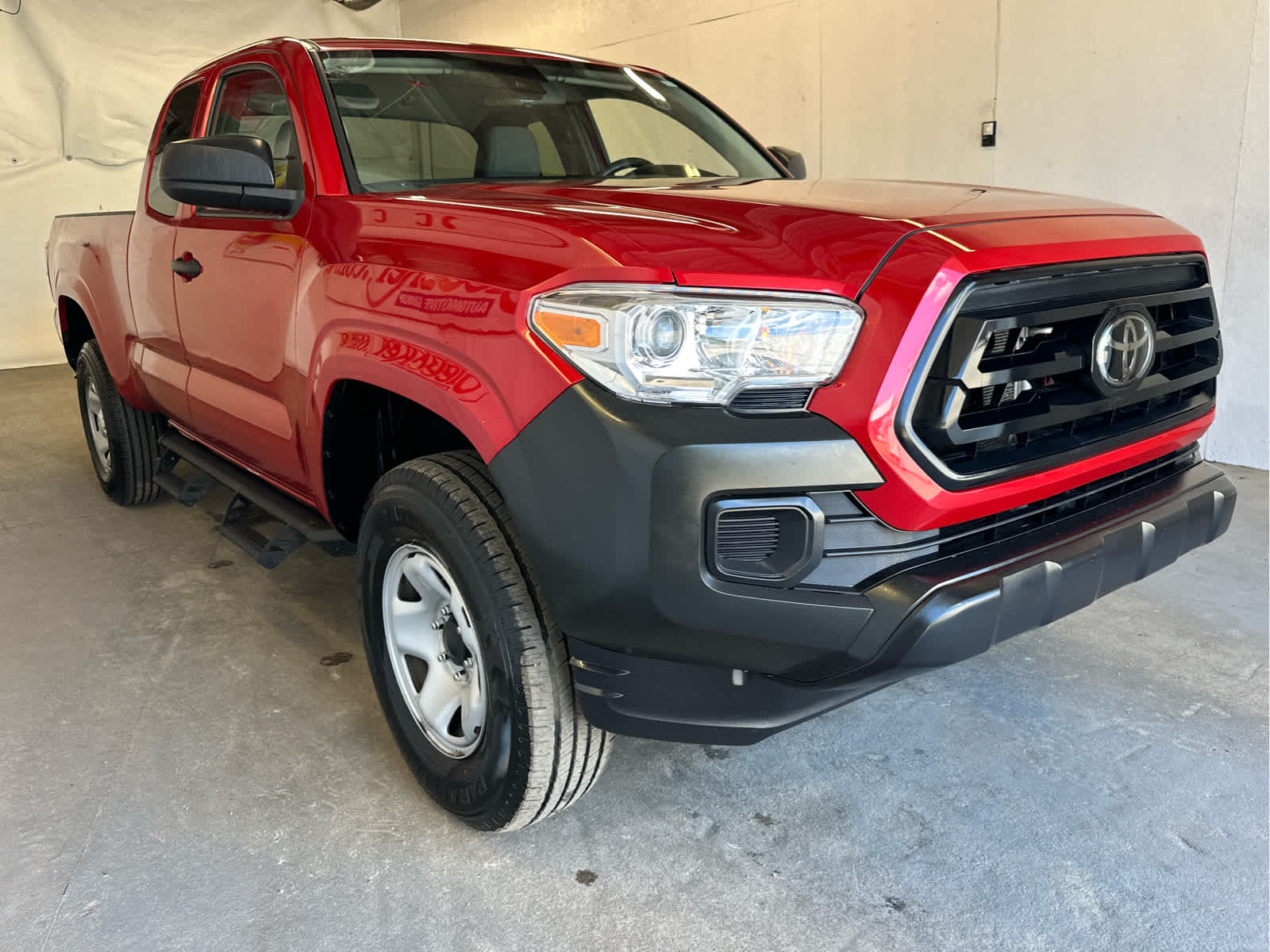 2021 Toyota Tacoma 4x4 SR photo 3